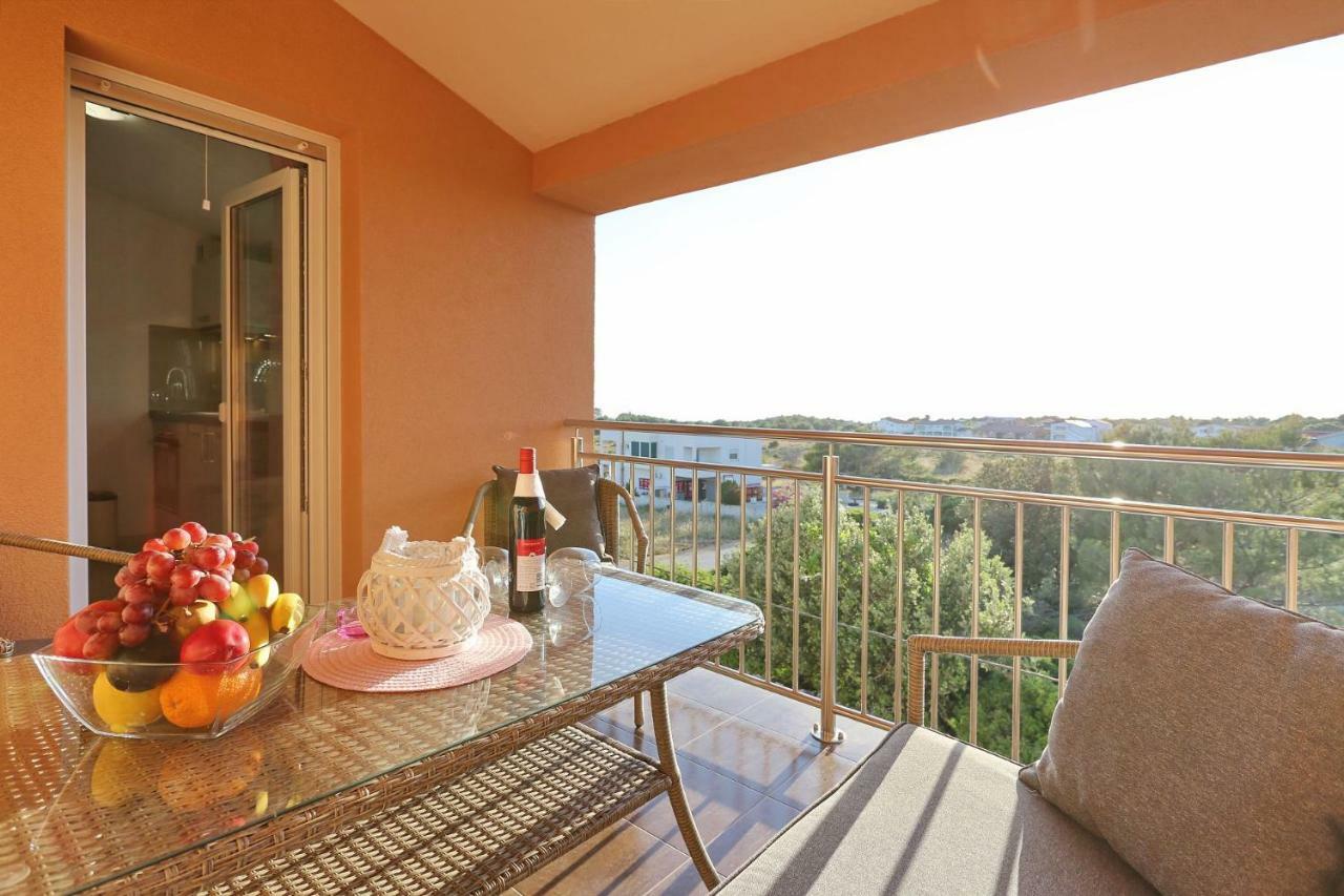 Villa Nivel วีร์ ภายนอก รูปภาพ