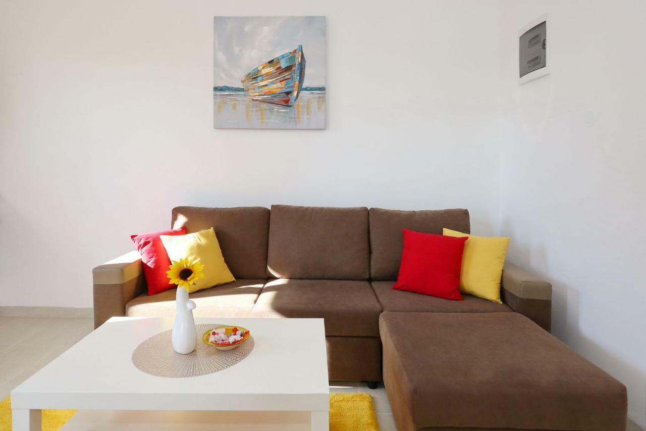 Villa Nivel วีร์ ภายนอก รูปภาพ